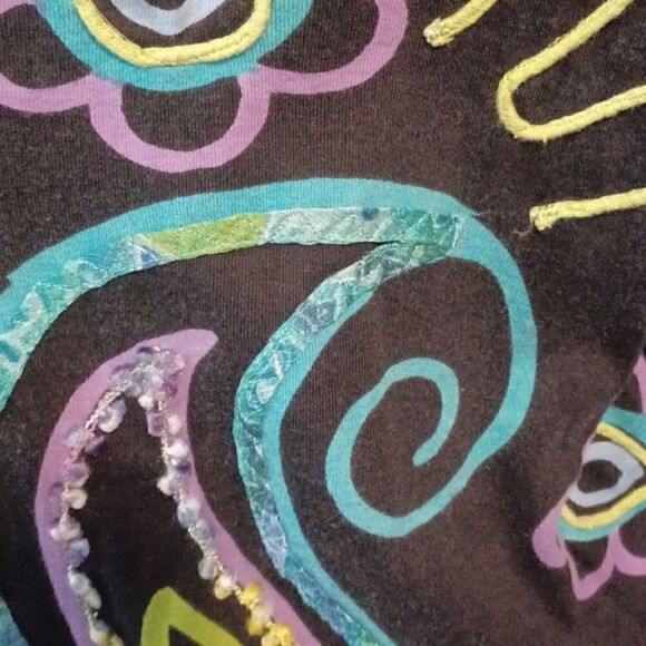 Lifestyle Women's Top   - Picture 4 of 5